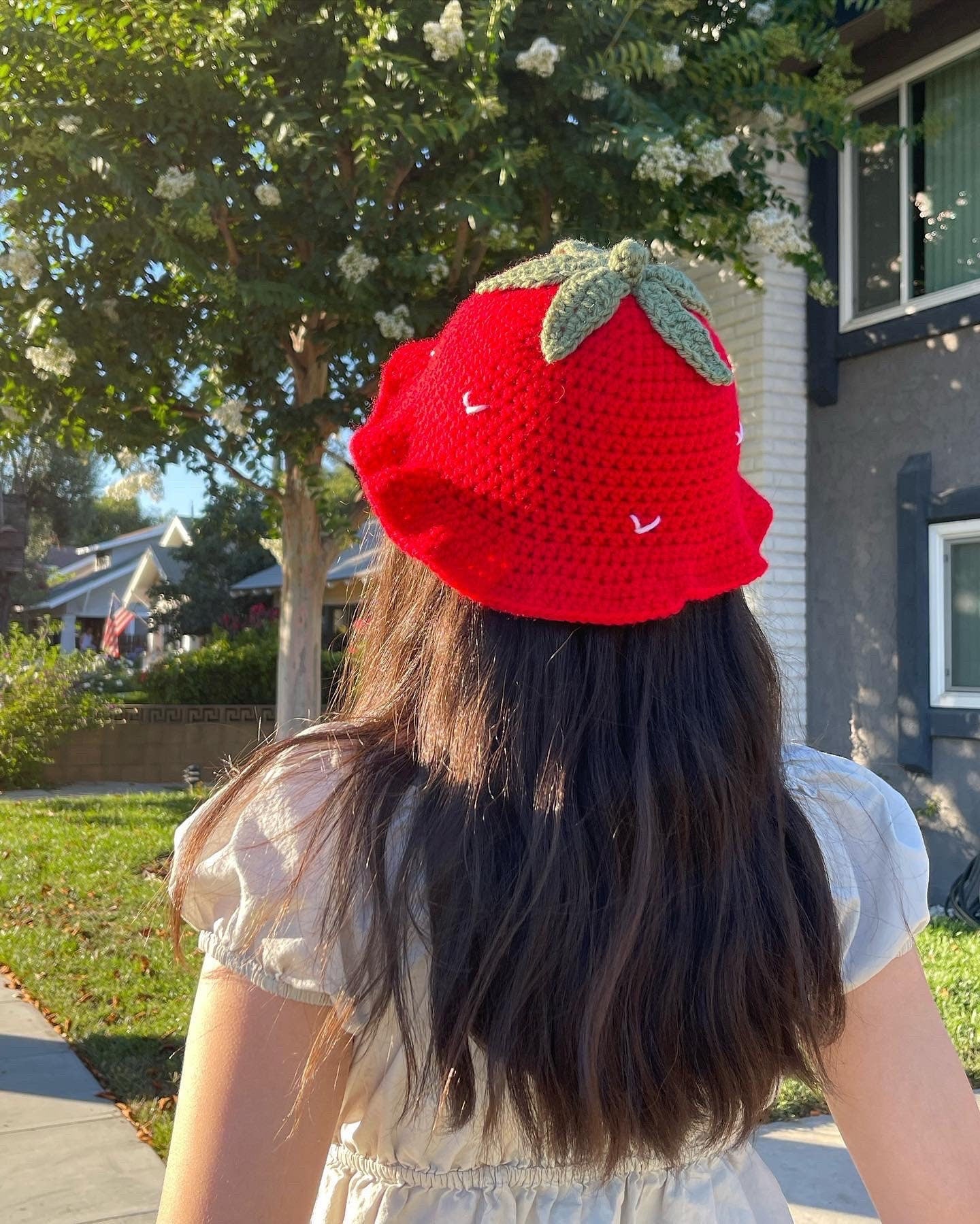Crochet Strawberry Bucket Hat
