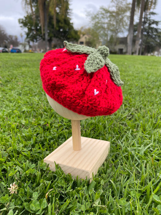 Crochet Strawberry Beret (Baby Size)